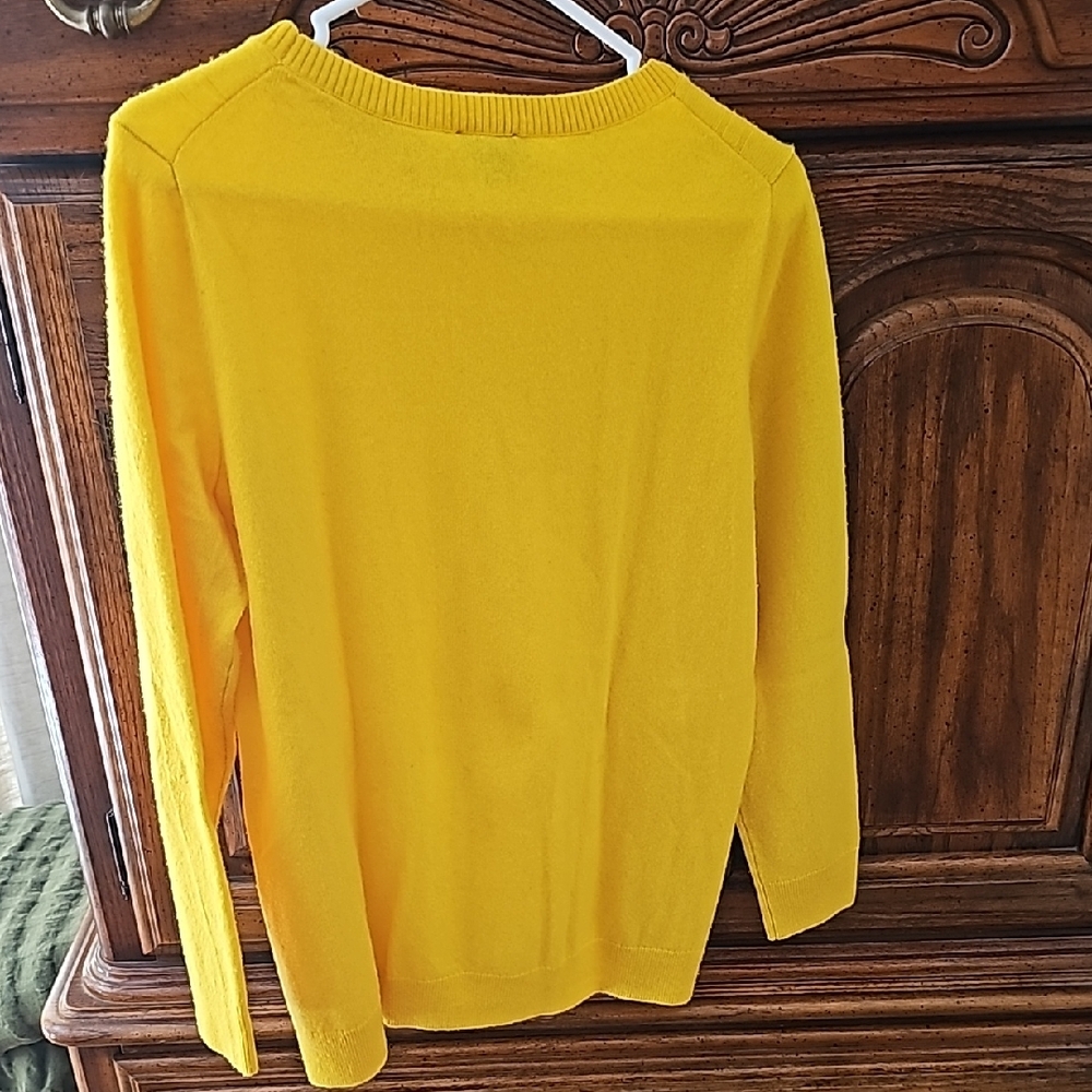 Cashmere Talbots Sunny Yellow Cable Knit Crew Neck Sweater - Picture 3 of 3